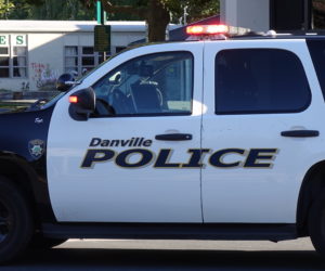 State police searching for robbery suspects near Danville